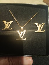 Set collana orecchini classici