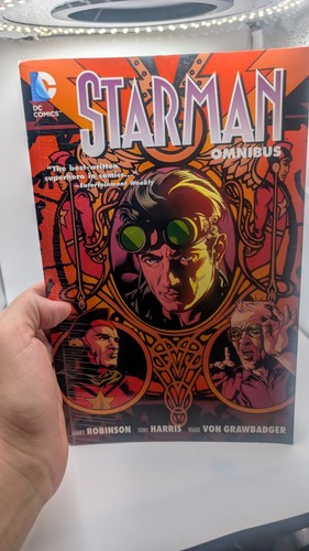 The starman omnibus vol dc - omnibus,