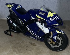 Yamaha YZR-M1 V.Rossi 46 Go