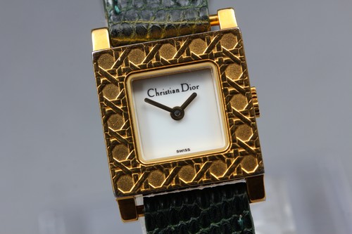 Quasi come nuovo orologio - [quasi,