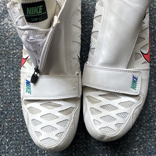 Taglia scarpe sportive - 11,