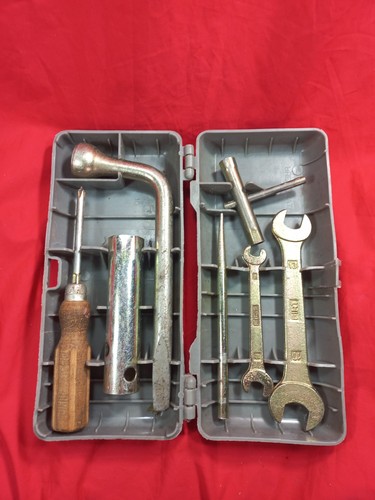 Cassetta attrezzi originale