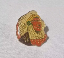 RARE VINTAGE PIN ENAMEL CAPO