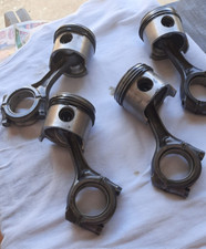 Pistoni Fiat 600D maggiorati 62,8 con bielle, fasce e bronzine