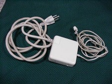 Apple ADP-60AD B White 16.5V