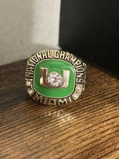 (1) Anello calcio college