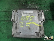 CENTRALINA MOTORE ECU PER RENAULT Trafic Furgone 688/2025 F9Q 762 Diesel 1900 (