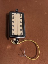 Humbucker crema senza marchio, stile Univox