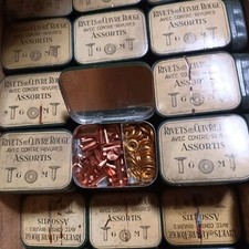 Boite Rivet Vintage  métal