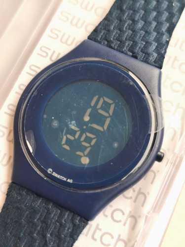 Swatch skin beat sin100 blu - swatch,