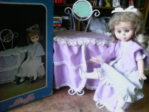 Bella bambola vintage - ,