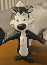 Figurina vintage Warner Bros. 1994 Looney Tunes Pepe le Pew in PVC 4". RARO HTF 