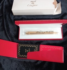 Must de Cartier penna a sfera