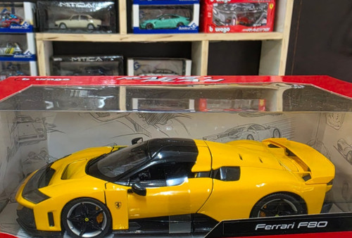 Modellino auto scala 24 - auto, 1/24