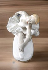 Rarissima statuina porcellana