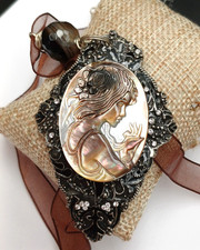 COLLANA GIROCOLLO MODERNO CON CAMMEO TIPO RETRO'