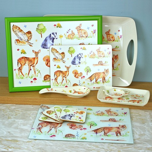 Woodland wildlife food serving - food,