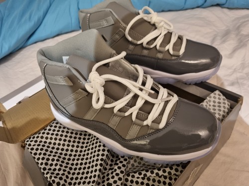 Nike air jordan retro - air,
