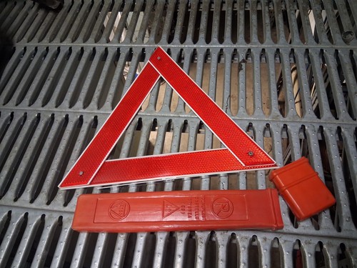 Triangolo alfa romeo fiat - alfa,
