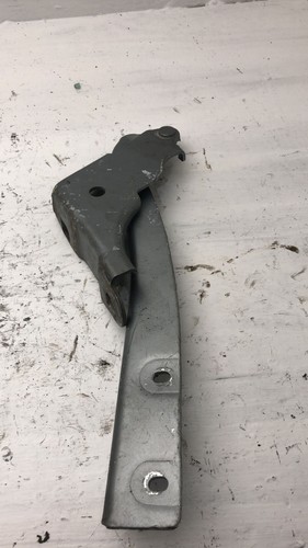 Cerniera cofano anteriore - cerniera,