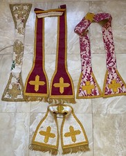 Lotto Di Due Stole E Due