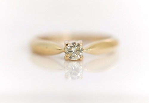 Anello solitario classico - , in