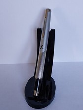 Pilot Penna Sfera, Placata Argento Funzionante,  La Penna Presenta Un Piccolo Ri