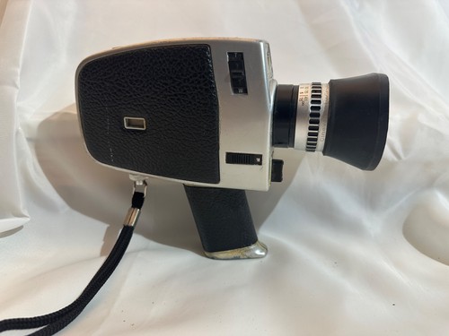 Macchina fotografica - , a