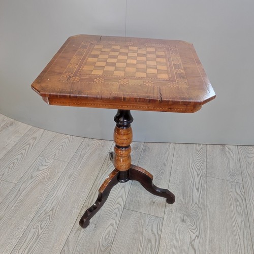 Tavolino gioco con - da,