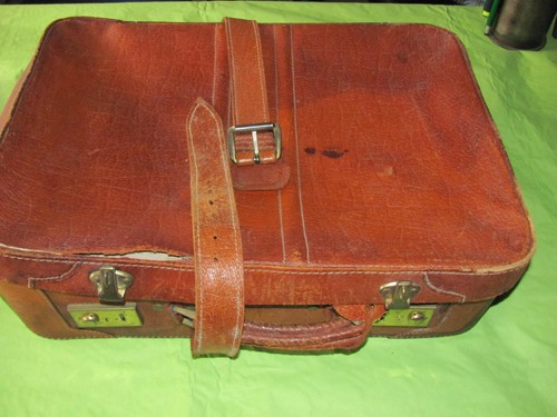 Vecchia valigia vintage in - ,