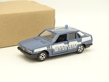 Hot Wheels Mebetoys 1/43 - Alfa Romeo Giulietta Polizia