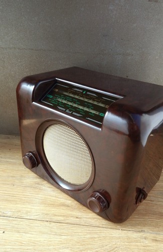 Bush bakelite valve radio dac - radio,