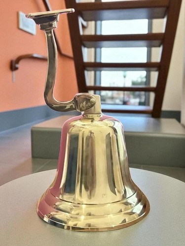 Grande campana per nave