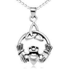 Collana con ciondolo celtico Claddagh in argento sterling con catena da 18 pollici e confezione regalo