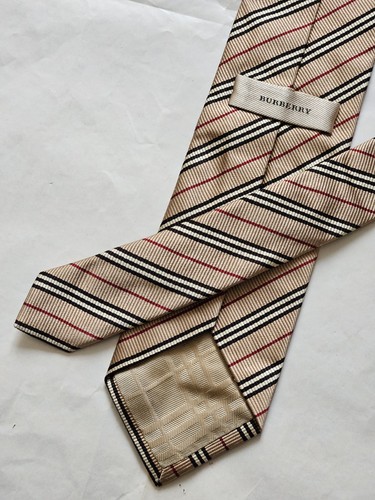 Cravatta burberry 100 silk - burberry's, 100%