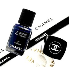 Smalto Chanel Le Vernis Nail