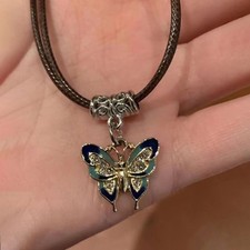 Affascinante Collana in Corda