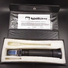 Rifrattometro Milwaukee MR100ATC misura la salinità 0-10% nei liquidi e acquari