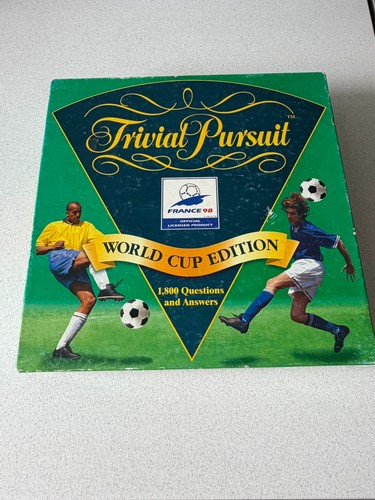 Trivial pursuit world - pursuit, cup