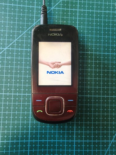 Nokia 3600 slide rosso - 3600, scuro