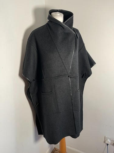 Bennett poncho mantella - l.k.,