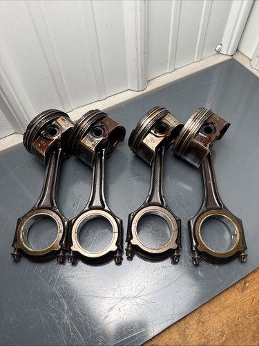 2012 m271 4pcs piston rods - 2012,
