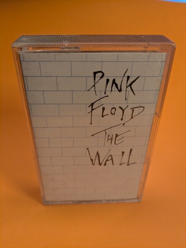 Pink floyd the wall 1979 - pink,