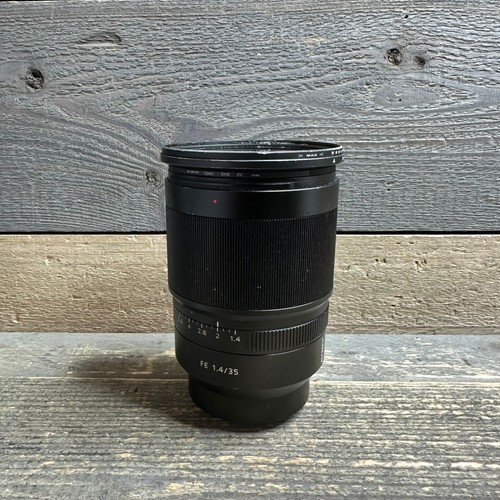 Sony alpha distagon fe 35 - distagon, t*