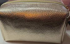Tahari Cosmetic Makeup Bag