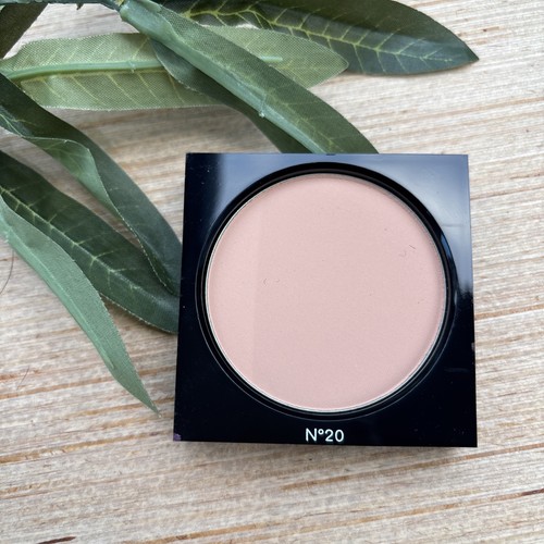 Rara polvere trasparente - polvere,