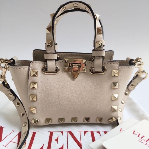 Valentino garavani rockstud - valentino,