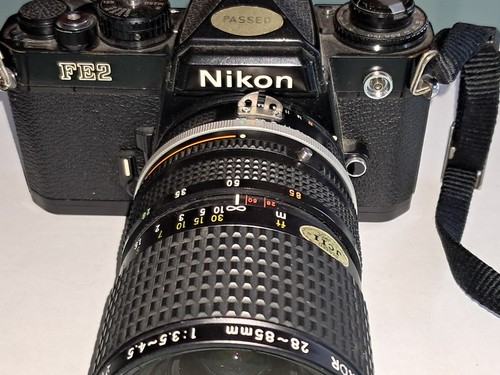 Nikon fe2 con nikkor - con, zoom