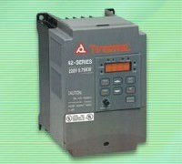 INVERTER PER MOTORI KW 1,5 ALIMENTAZIONE 220V CON TASTIERINO