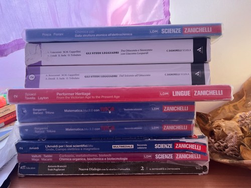 Libri scolastici usati - libri,